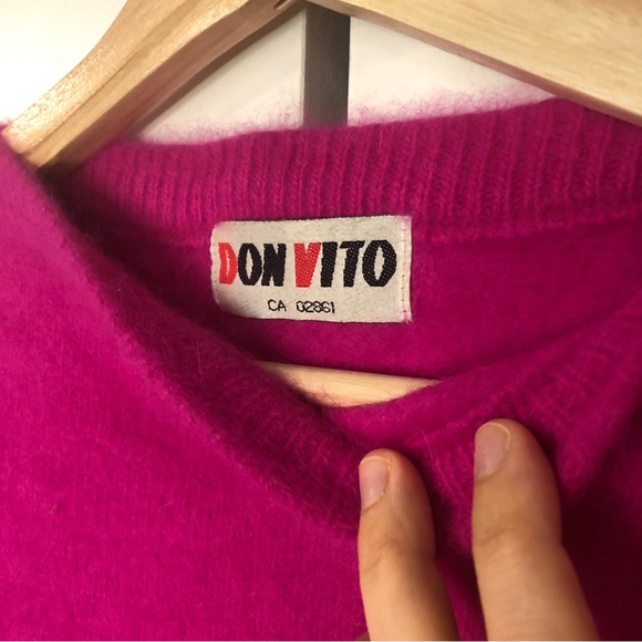 Vintage hot pink angora puff sleeve sweater // SZ M - Picture 3 of 7